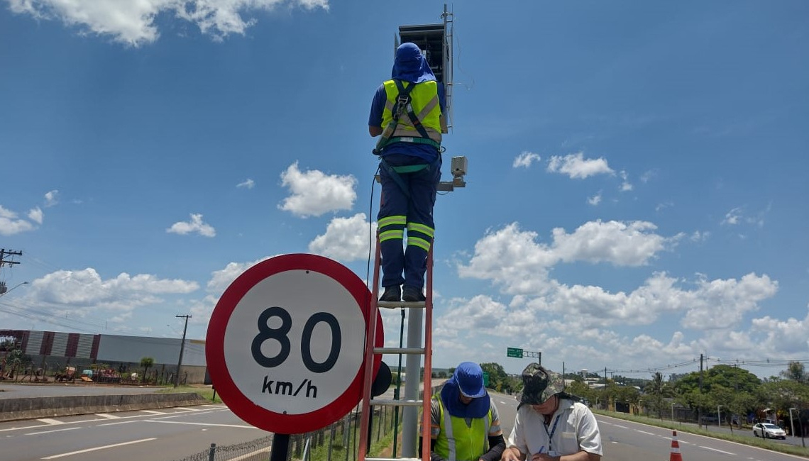 Ipem-SP verifica radares na rodovia SP 344, em Aguaí