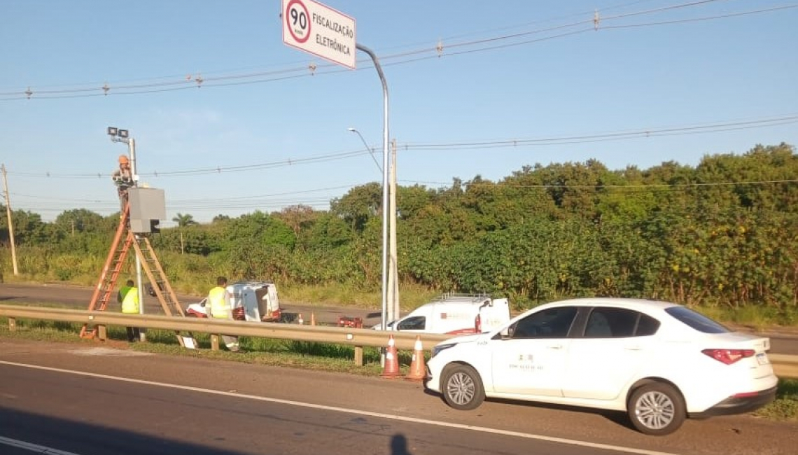 Em Araçatuba, Ipem-SP verifica radar na rodovia SP 463