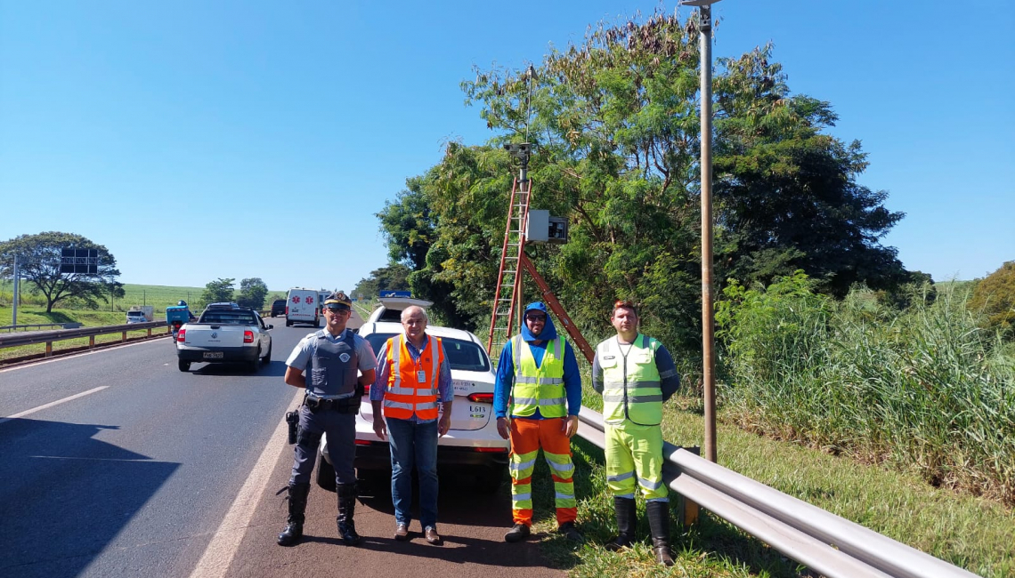 Em Sertãozinho, Ipem-SP verifica radar na rodovia SP 322
