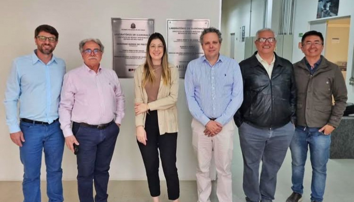Equipe da UFES e do CMDEC do ES realizam visita técnica ao Centro Tecnológico do Ipem-SP