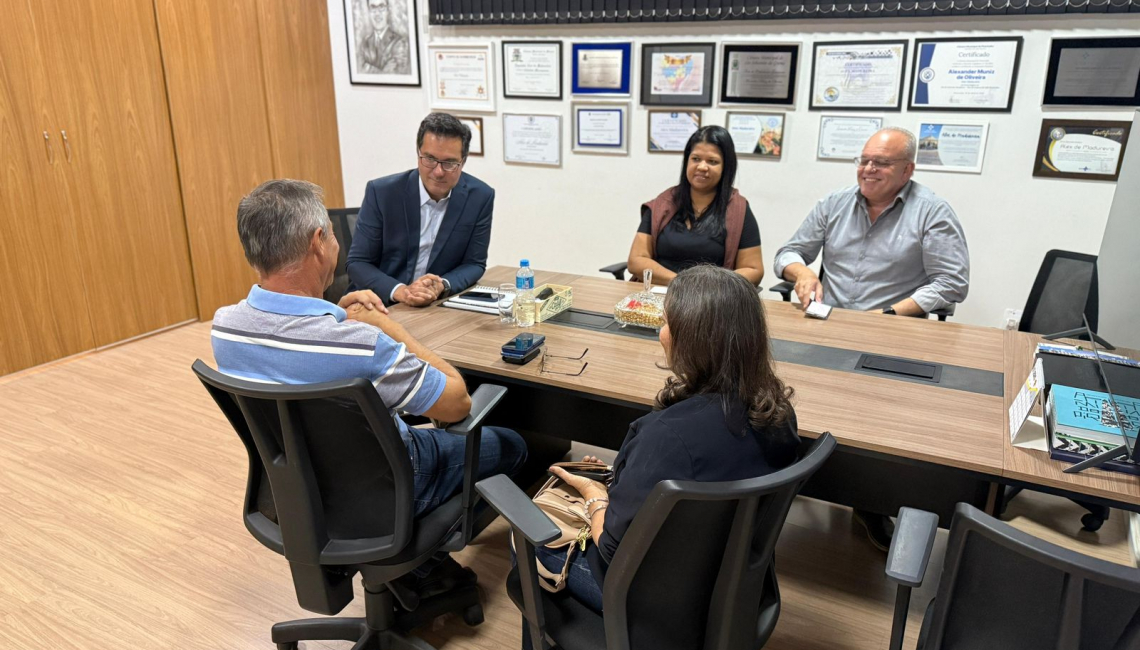 Ipem-SP se reúne com deputado estadual Alex Madureira para apresentar ações e fortalecer diálogo com a sociedade